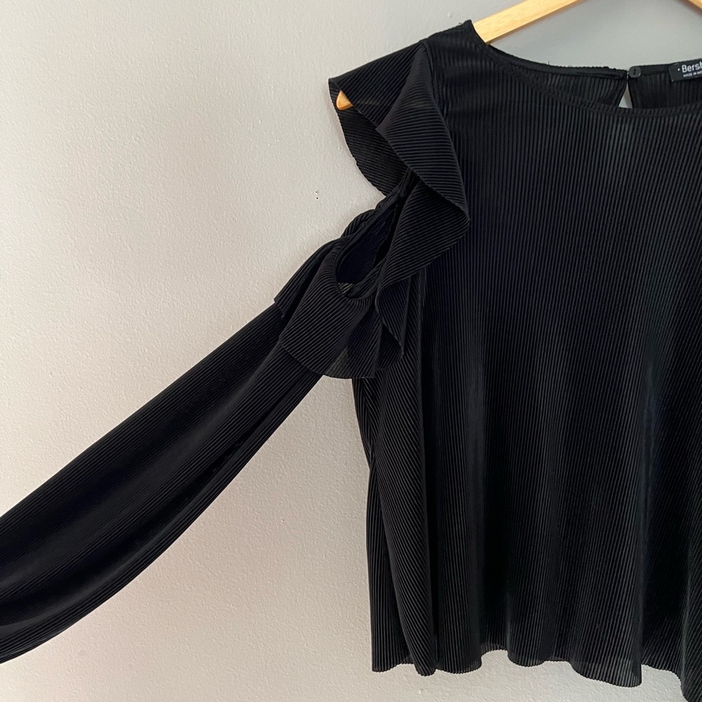 Bershka Rib Knit Ruffled Top - Picture 4 of 6